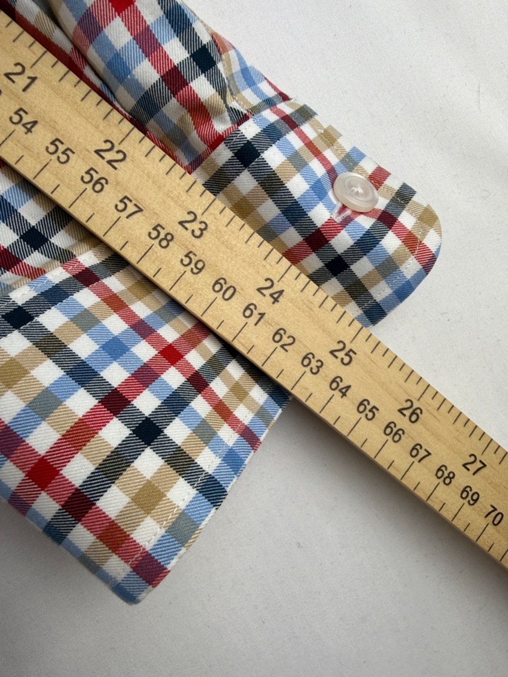 Duluth Trading Co. Men’s XL Button Down Plaid Shirt 100% Cotton Like New - Picture 4 of 8